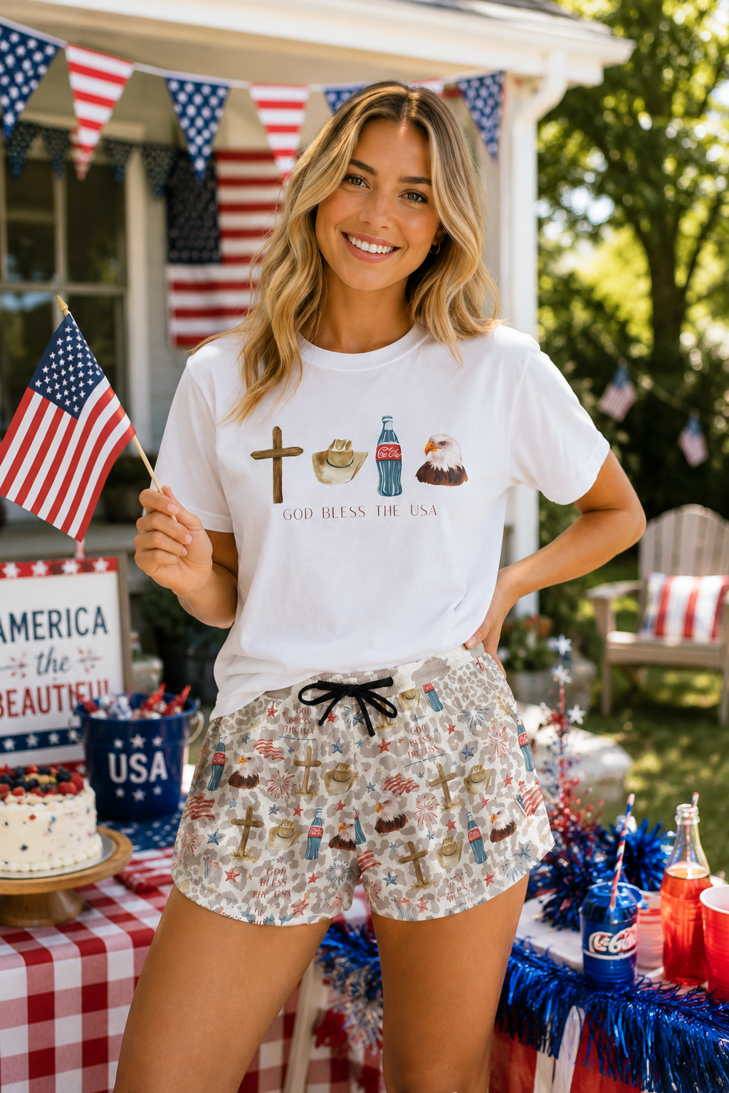 Patriotic Watercolor All-Over Print Women's Casual Shorts